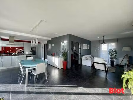 vente maison à cesson-sévigné (35510) : à vendre / 146m² cesson-sévigné