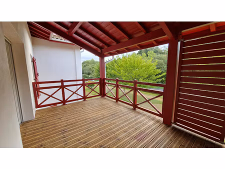 appartement en duplex 2 chambres + 1 chambre d'enfant ou bur