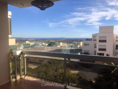 t3 chemin du golf 83400 hyères + terrasse + garage