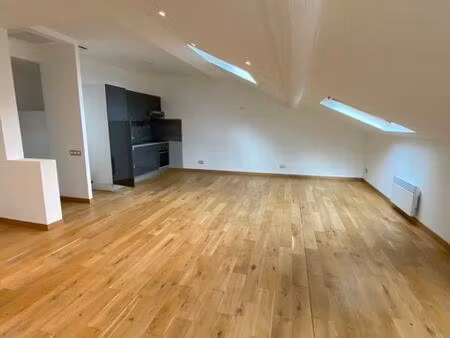 à louer- appartement 3 pièces - boulevard jean jaurès