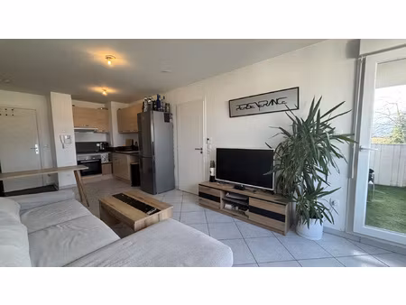 en exclusivite t2 de 41 29 m2 dans une copropriété récente à