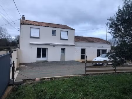 maison à vendre 6 pièces la boissiere des landes (85)
