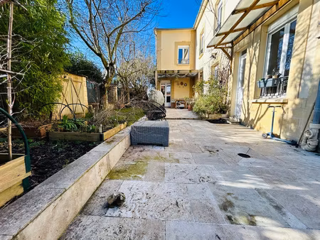 belle maison de 6 pièces situé à romainville limite montreui