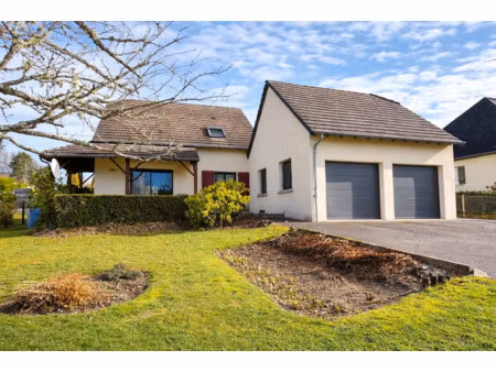 charmante maison familiale avec double garage