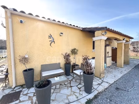 maison individuelle à vendre récente de plain-pied avec piscine 4 pièces 3 chambres proche