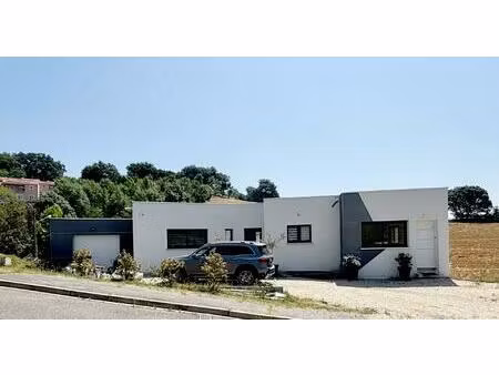 montastruc - la conseillére   spacieuse villa d ' architecte avec un t2 attenant sur un te