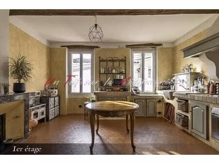 maison de village avec jardinet et garage à puget ville  3 chambres  147 m2 utiles