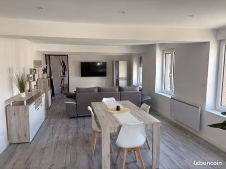 superbe appartement t2 à busnes