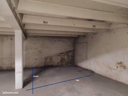 parking/box 17 m² paris 13