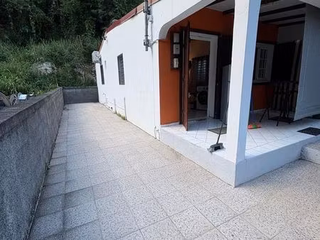 loue f2 labrousse gosier