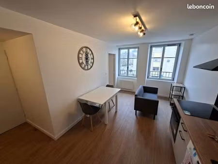 t2 rénové à neuf – centre de bourg-en-bresse - meublé - 31m²