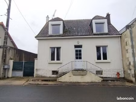 maison 6 pièces 85 m²