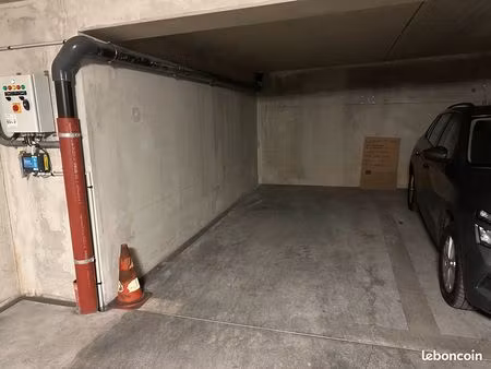 parking dans résidence sécurisée