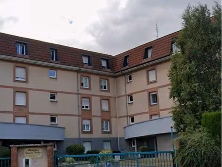 grand studio avec jardin