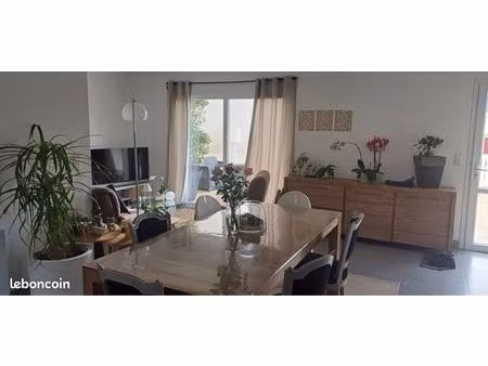 maison récente proche centre-ville