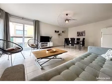 jolie t3 dans résidence récente avec garage