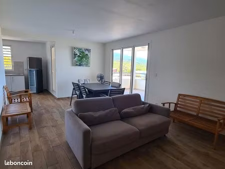 location t4 au mont roquefeuil