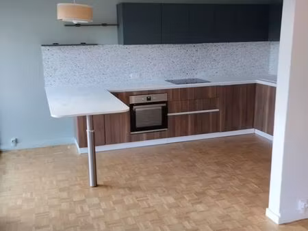 appartement 97 m2 4 pièces