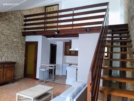 location appartement t2 duplex à lons