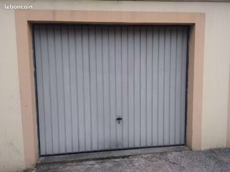 garage rue belle croix à desvres