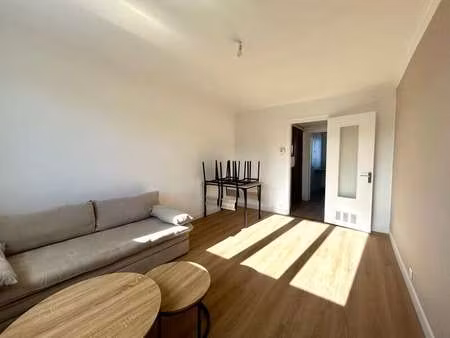 location appartement 3 pièces meublé à saint-brieuc l'europe  ginglin  le plateau  zi (220