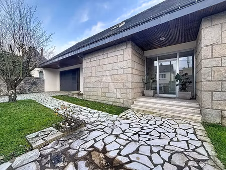 vente maison viager à laval centre-ville préfecture (53000) : à vendre viager / 196m² lava