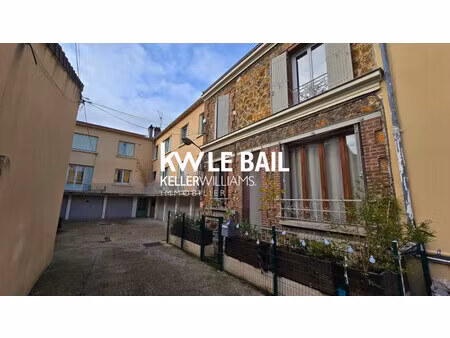 vente d'un immeuble (544 m²) à argenteuil