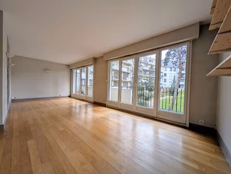 maisons-laffitte - appartement 5 pièces de 86m² + balcon + cave + parking