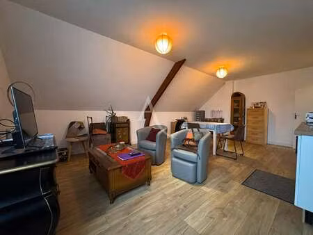 location appartement t1 à laval (53000) : à louer t1 / 37m² laval