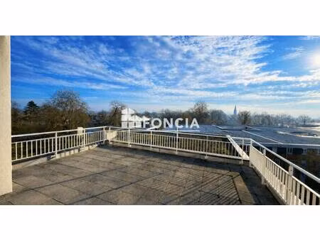 superbe t4 avec grande terrasse plein sud et vue parc