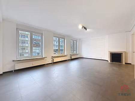 appartement te huur in oudergem met 5 slaapkamers