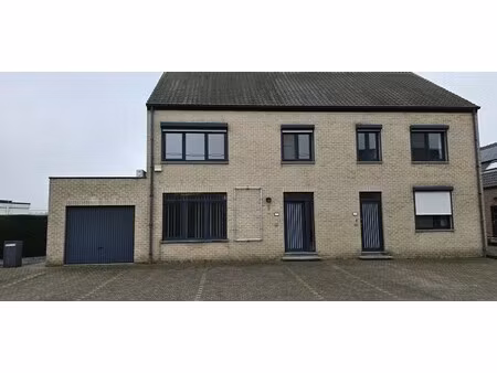 commercieel te huur in baal