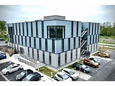 location bureau val-de-reuil 1 081 m²