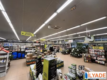 local commercial a vendre