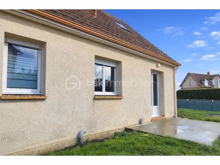 vente maison 4 pièces 78 m² à charmes (02800)  129 000 €