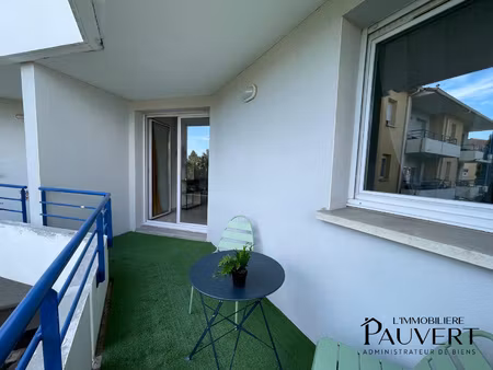 appartement t2 de 40 m2 avec balcon dans résidence