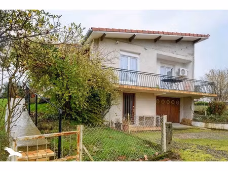 vente maison 4 pièces 113 m² à aire-sur-l'adour (40800)  186 000 €
