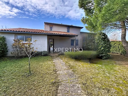 maison avec piscine à vendre à montgiscard.