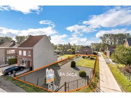 rustig gelegen bouwgrond voor hob