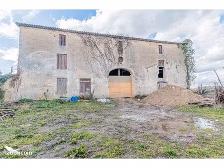 maison 1 pièce 145 m²