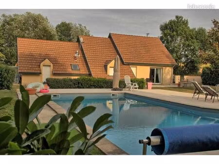 maison 7 pièces 138 m²