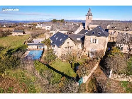 maison 6 pièces 160 m²