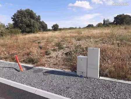 terrain 845 m² tecou