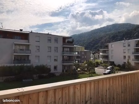 studio 1 pièce 35 m²