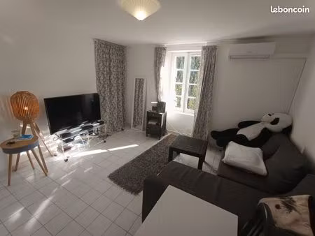 t2 de charme 38m² - meublé & climatisé avec jardin collectif