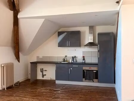 appartement t3 centre-ville poitiers – 770 euros