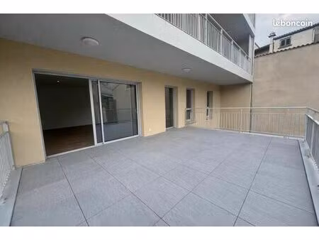 appartement 3 pièces 77 m²