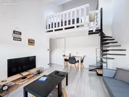 vesoul – t2 lumineux avec mezzanine  ascenseur  parking & cave