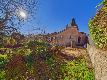 location appartement 2 pièces 44m² castagniers 06670