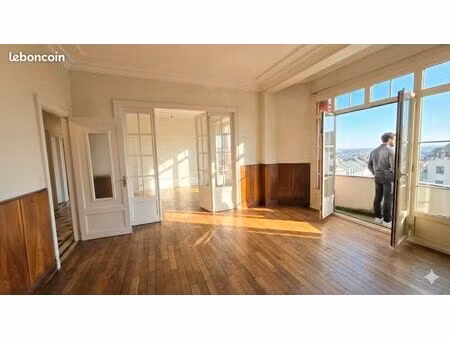 à louer – superbe appartement t3 (ou grand t2) – centre-ville